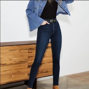 Joe’s- Women’s High Rise Skinny jeans Beatrix Wash